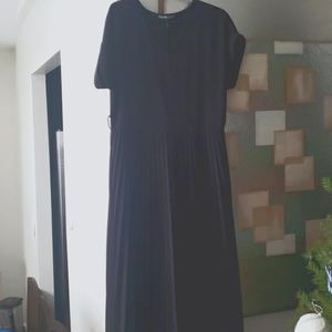 Black pleated dress